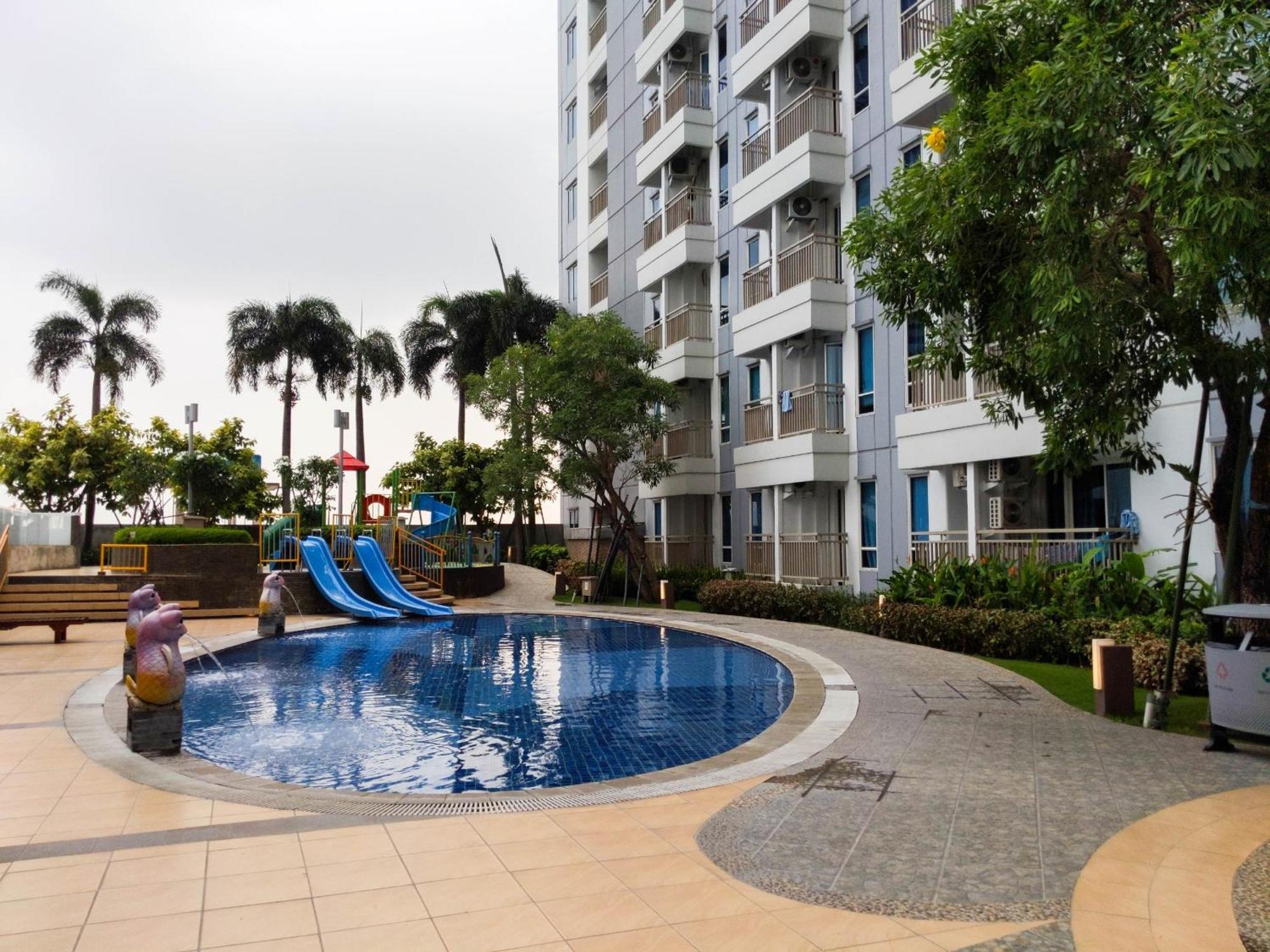 Comfy And Exclusive 2Br Apartment At Tanglin Supermall Mansion By Travelio Surabaya Exterior photo